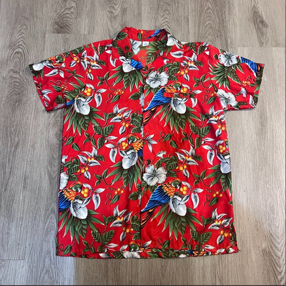 Red Tropical Hawaiian Parrot Floral Button Up Size Large
